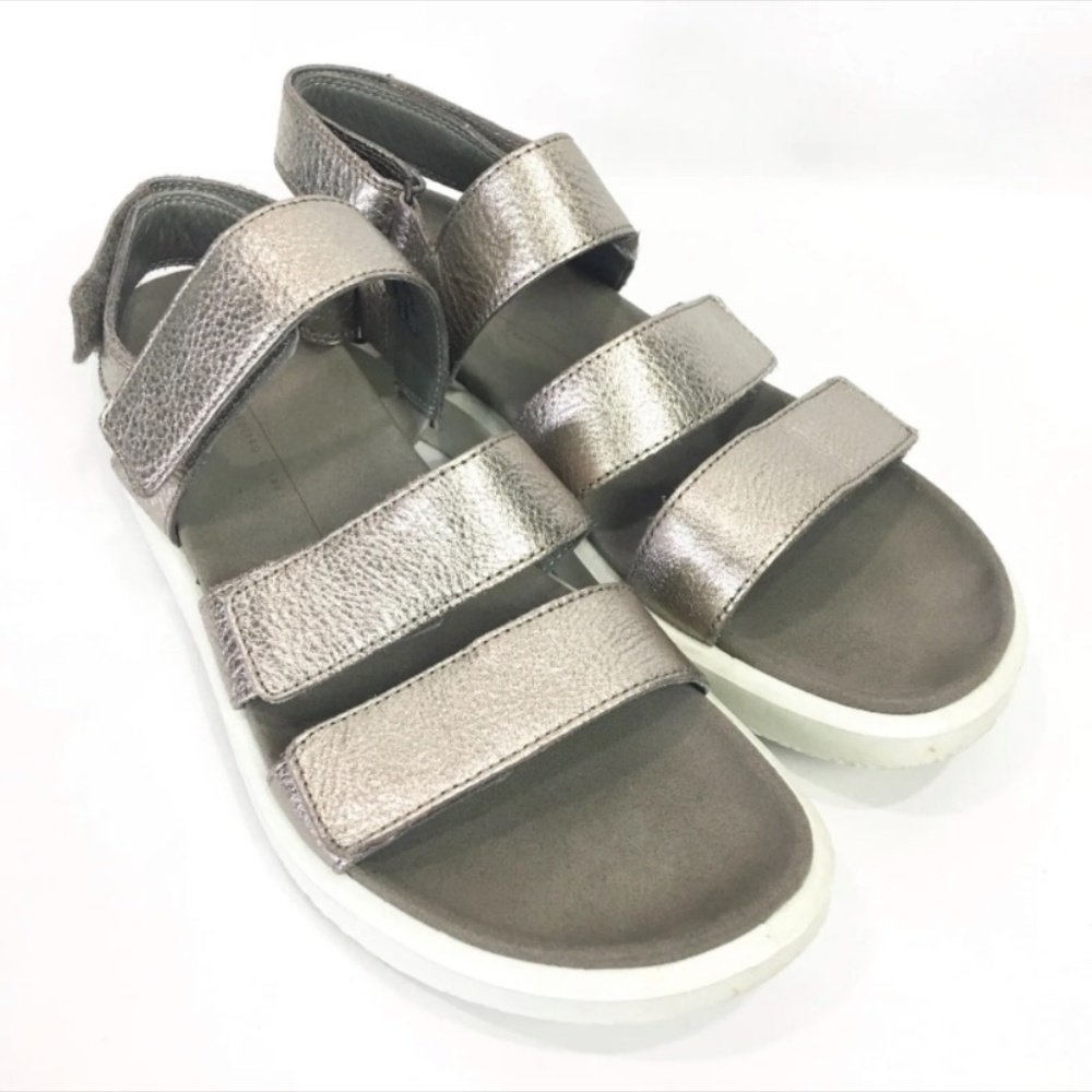 Ecco sandals